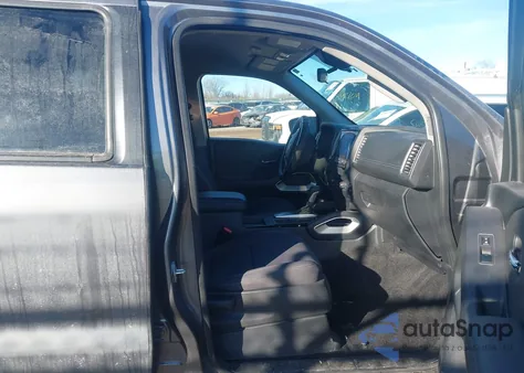 2022 Nissan Frontier Long Bed Sv 4X4 z USA, uszkodzony, nr VIN 1N6ED1FK0NN664038